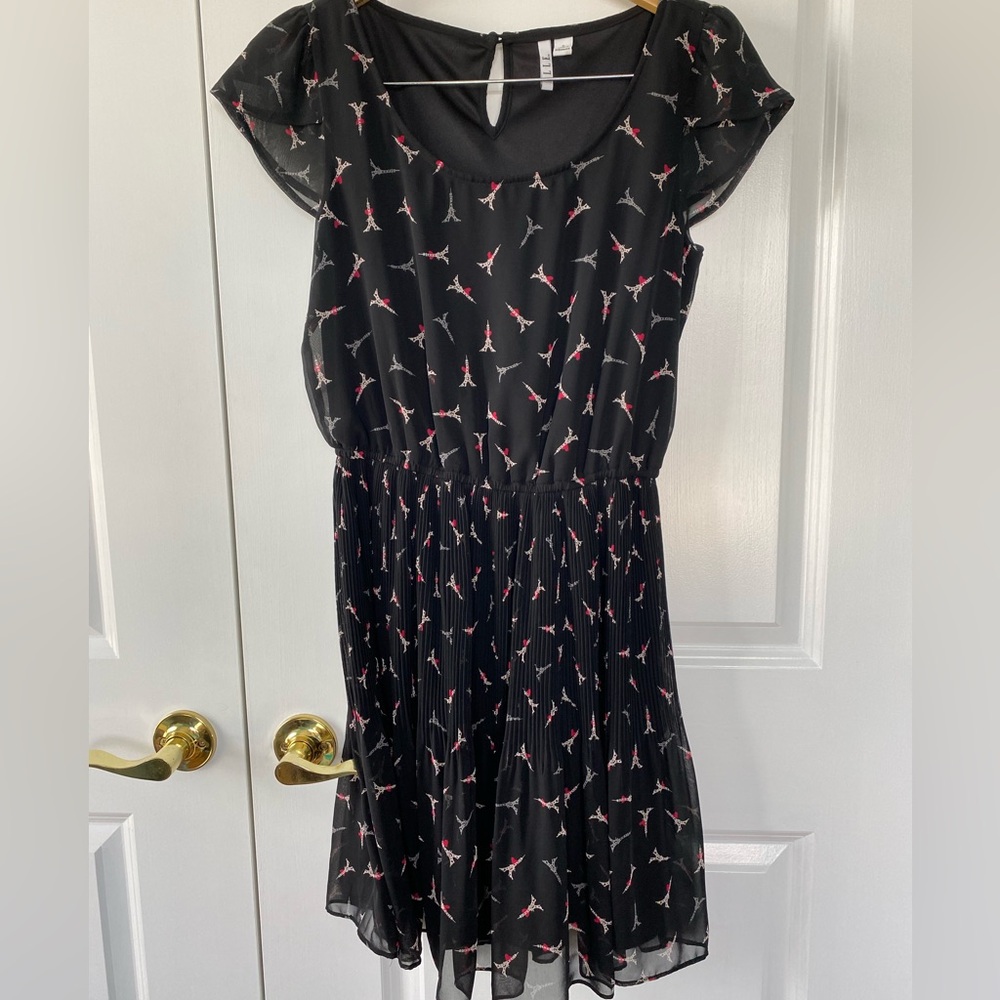 ELLE Eiffel Tower Print dress